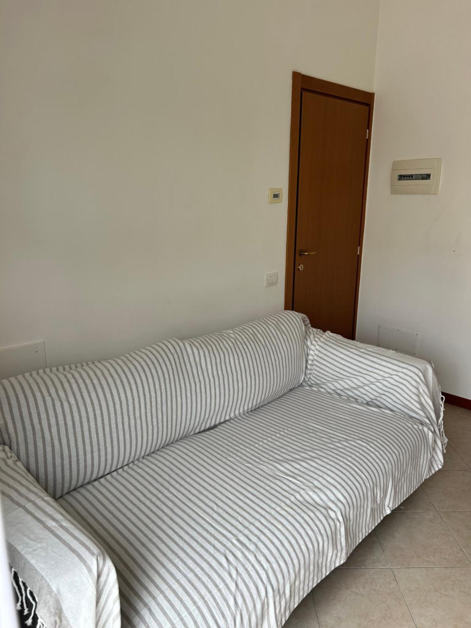 Residence Uno Studio&Suites Rimini Extérieur photo